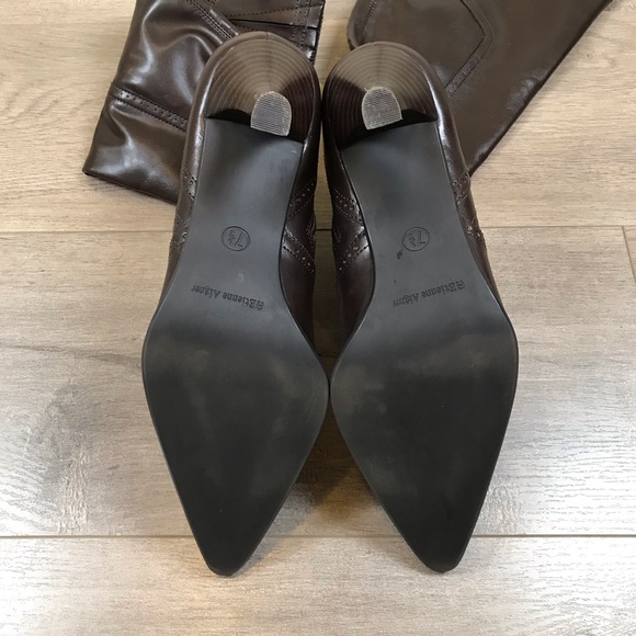 50% Off Sale! ETIENNE AIGNER • Harley Boots 7 1/2M - Picture 4 of 8